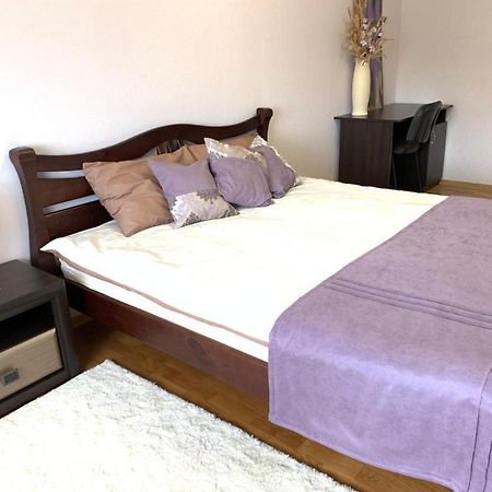 Центр. Поруч Парк Та Став Appartement Ternopil Buitenkant foto